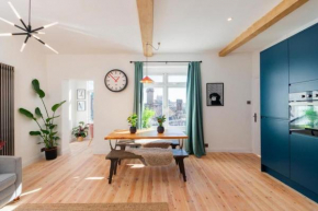 Bright Central Loft Apartment